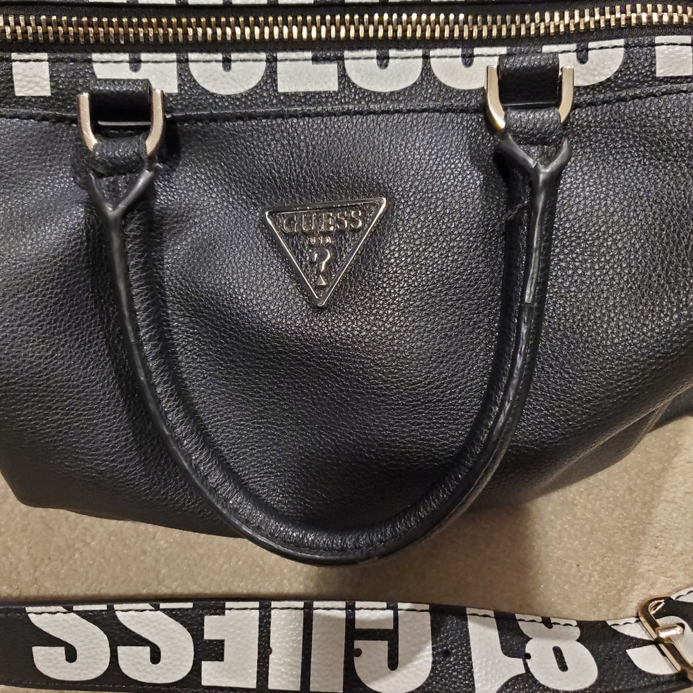 Guess purse